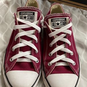 Maroon converse